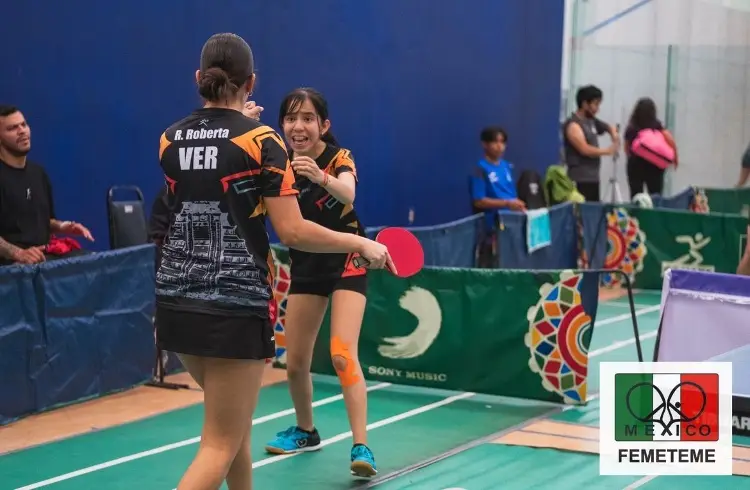 Veracruzanas Roberta Hernández y Alexa Alejandre son campeonas en Tercera Fuerza