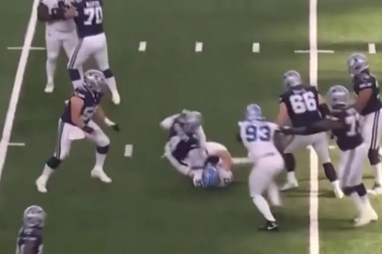 Escalofriante lesión en la NFL (VIDEO)