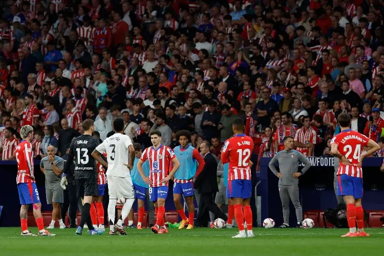 Reducen sanción al Atlético de Madrid tras incidente en el Derbi