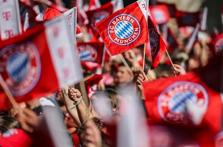 ¡Bayern Múnich hace cambios en su escudo! (FOTO)