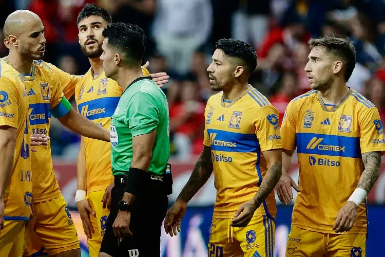 Investigan a árbitro de Liga MX tras ser drogado y asaltado previo al Clásico Regio