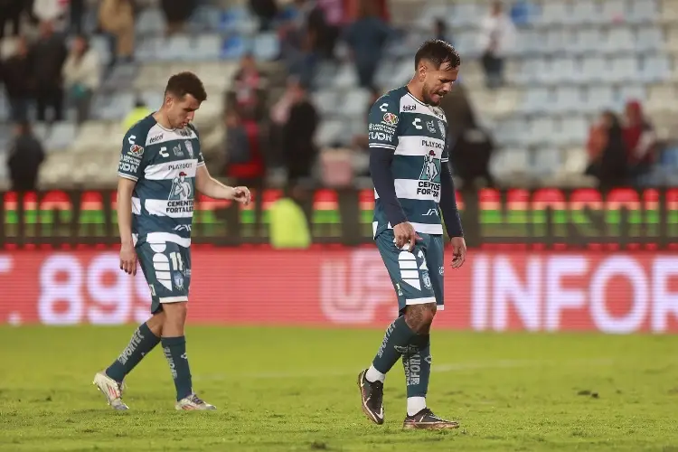 Pachuca y Santos comienzan a despedirse de la liguilla luego de un triste empate 