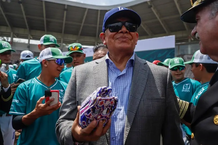 Recordando la Fernandomanía, así despidieron en las Grandes Ligas a Fernando Valenzuela