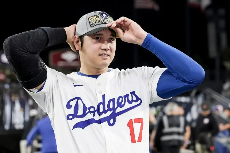 La pelota del 50-50 de Ohtani es vendida a más de 4 millones dólares 