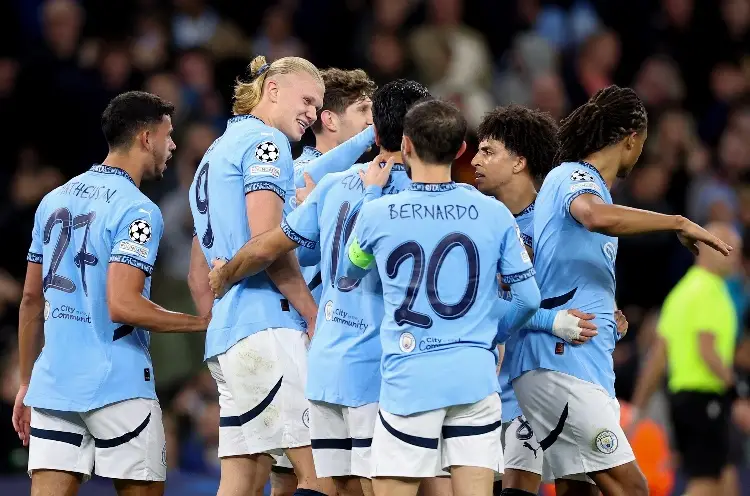 Manchester City arrolla al Sparta Praga