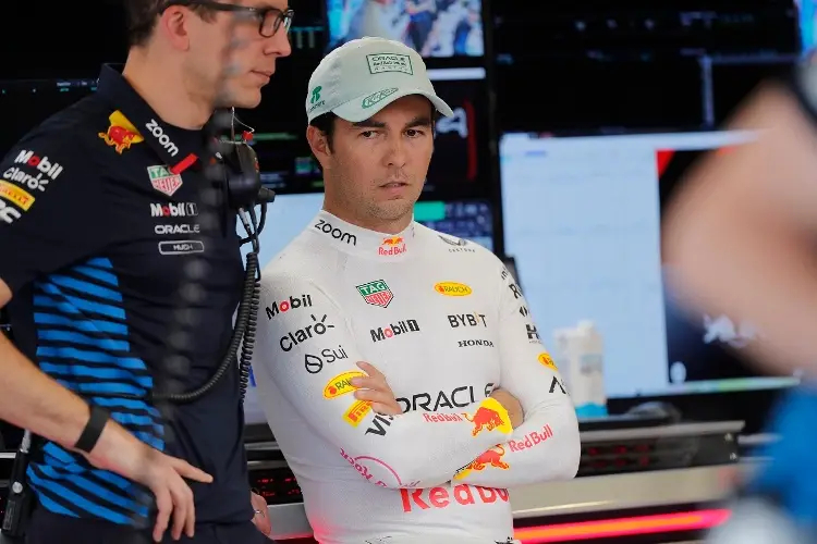 'Checo' Pérez mejora pero no le alcanza para liderar la segunda práctica del GP de México