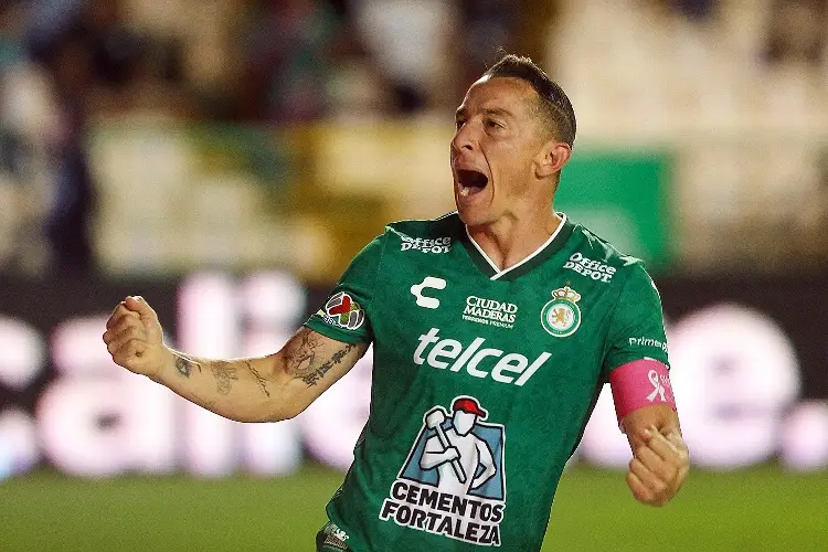 León golea y hunde en el fondo de la tabla a Querétaro