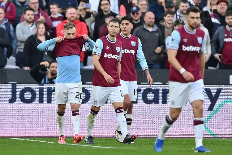 Edson y el West Ham le pegan al Manchester United