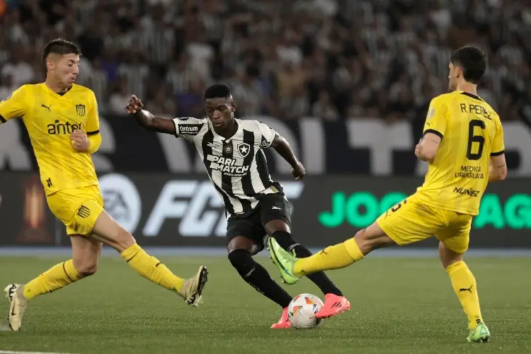 Cambia de sede la Semifinal en la Copa Libertadores entre Peñarol y Botafogo 