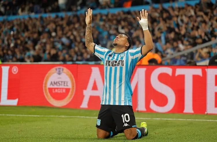 Roger Martínez y Racing avanzan a la Gran Final de la Copa Sudamericana 