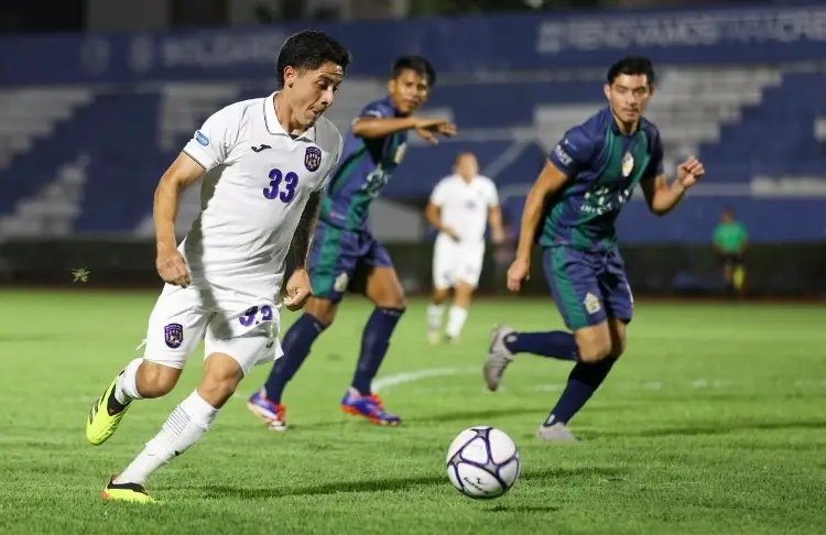 Racing de Veracruz tropieza en su visita al Inter Playa del Carmen