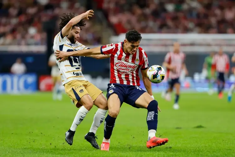 Chivas y Pumas dejan olvidados los goles