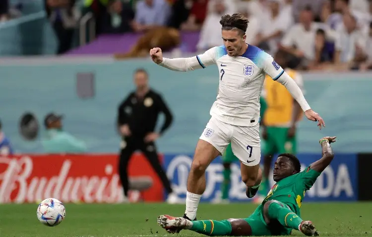 Inglaterra convoca Grealish, que se encuentra lesionado