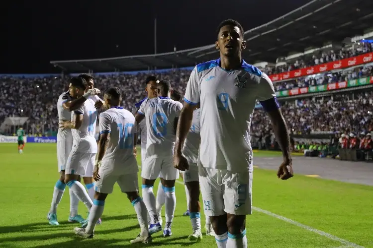 Honduras expulsa de la selección a una de sus figuras