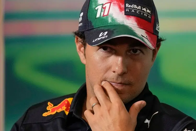 Checo Pérez se defiende por declaraciones homofóbicas de su padre