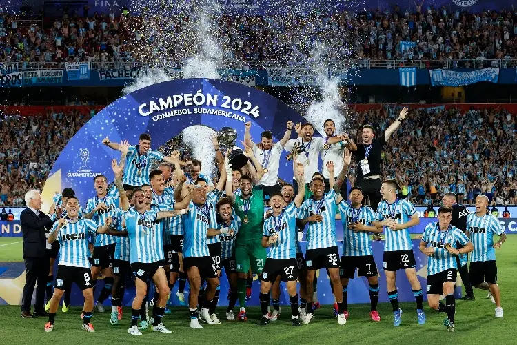 Ex de la Liga MX le da a Racing el título de la Copa Sudamericana