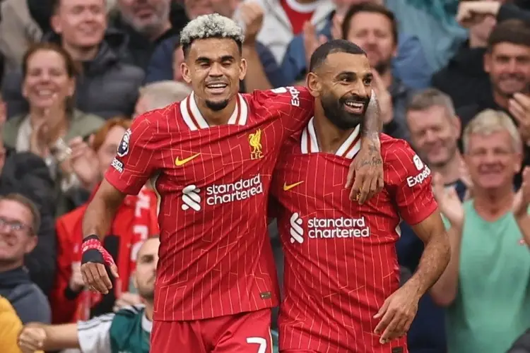 Liverpool vuelve a ganar y respira comodo en la cima de la Premier League