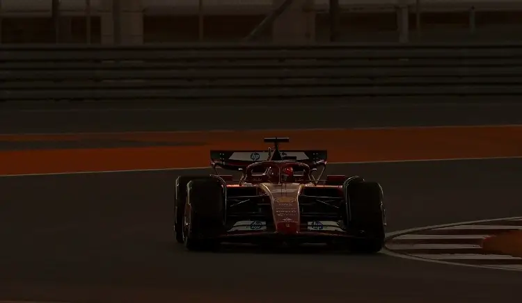 Leclerc domina y 'Checo' muy atrás en las prácticas de Qatar