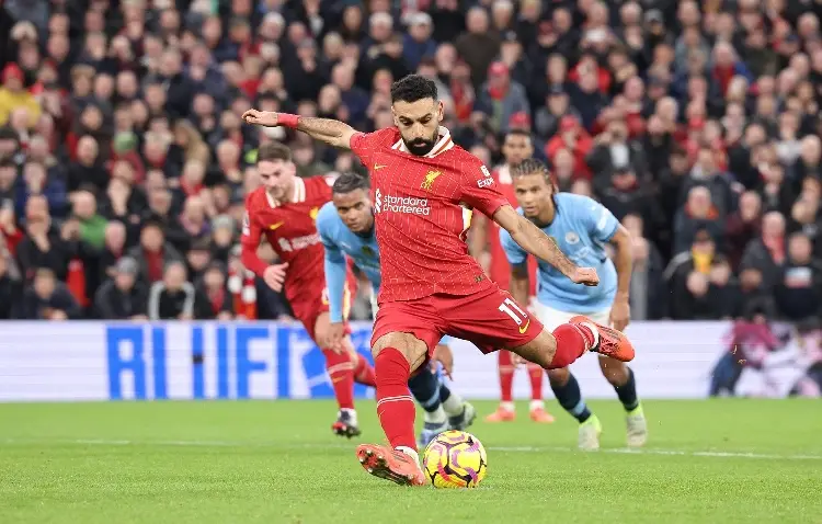 Liverpool se afianza en el liderato y extiende crisis del Manchester City