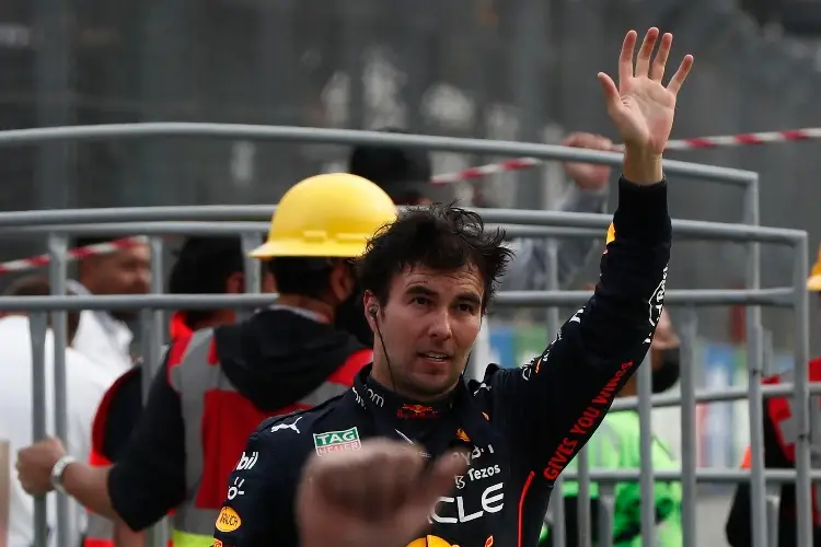 ¡Sentencia para 'Checo' Pérez! Tiene fecha para irse de Red Bull