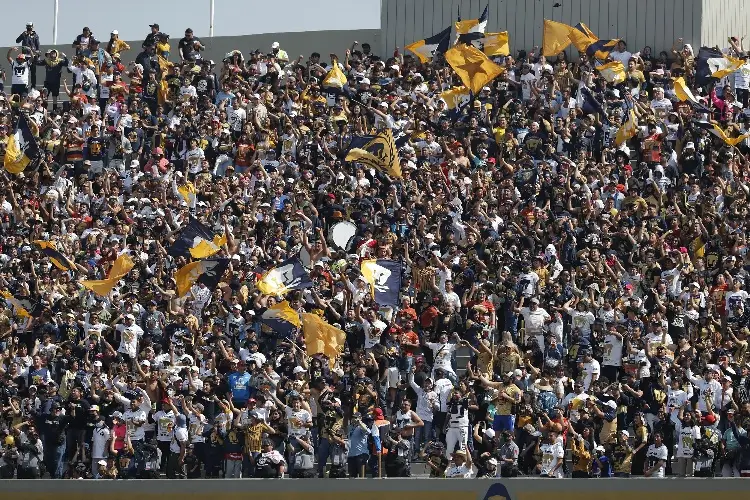 Liga MX confirma detención de aficionados violentos de Pumas (VIDEO)