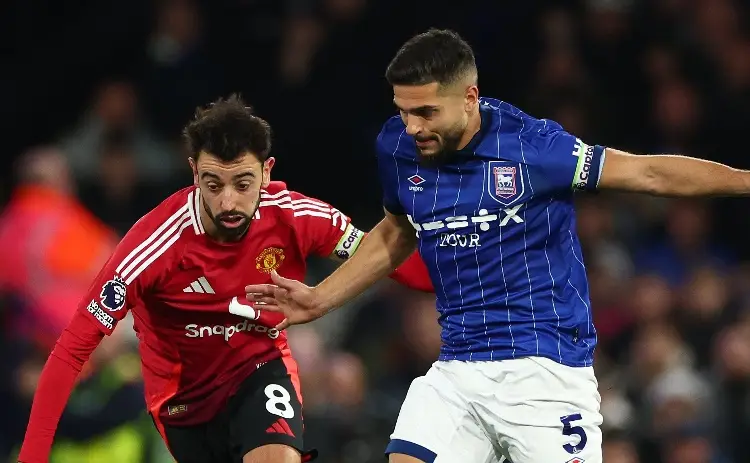 Capitán de la Premier League se niega a llevar brazalete LGBT+