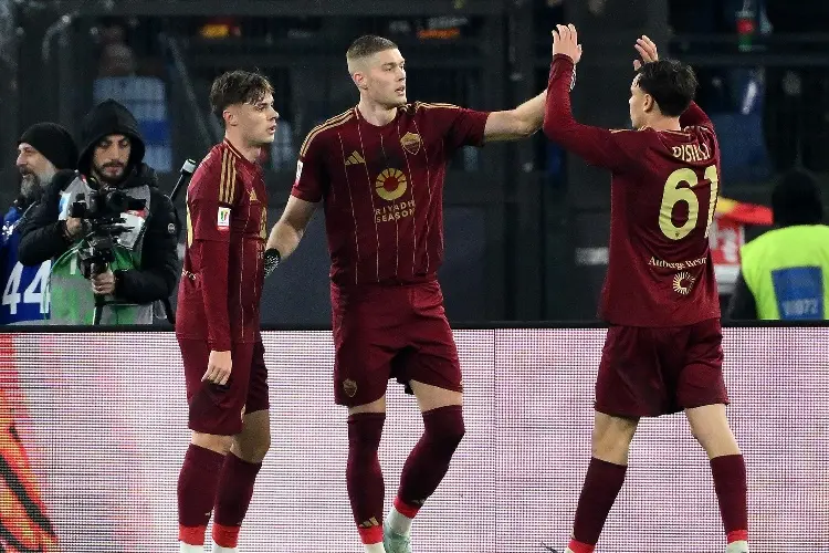 La Roma golea a una débil Sampdoria en la Copa