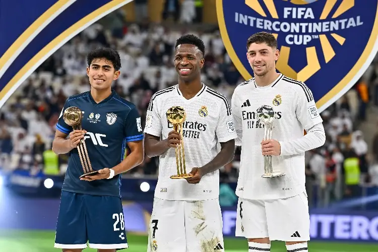 Mexicano entre los mejores jugadores de la Copa Intercontinental