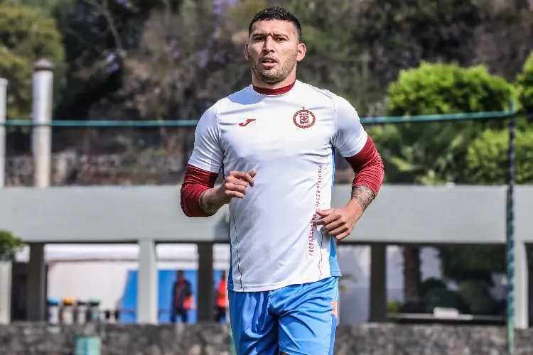 Juan Escobar reaparece con Cruz Azul (VIDEO)