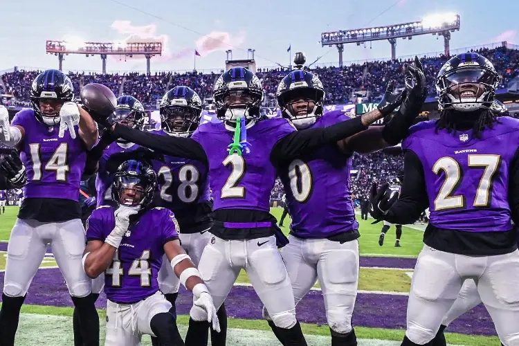 NFL: Lamar Jackson impone marca y da título del Norte de la AFC a los Ravens