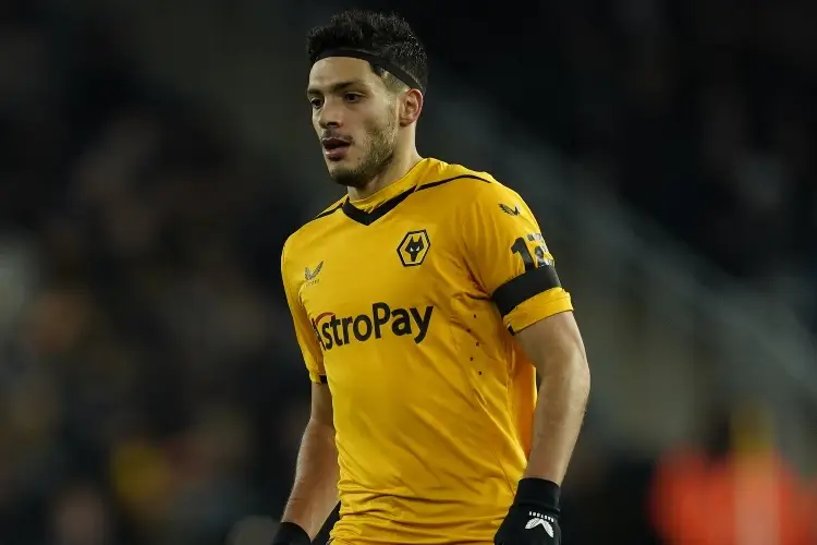 Wolverhampton recuerda a Raúl Jiménez tras hacer historia en la Premier League