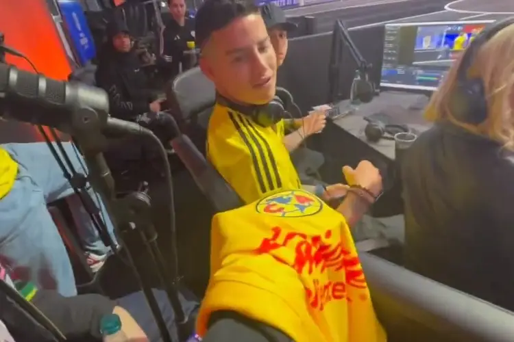 Así reaccionó James Rodríguez al ver la playera del América (VIDEO)