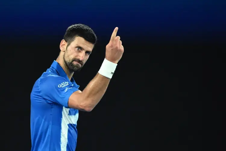 Djokovic se pone a tono en el Abierto de Australia