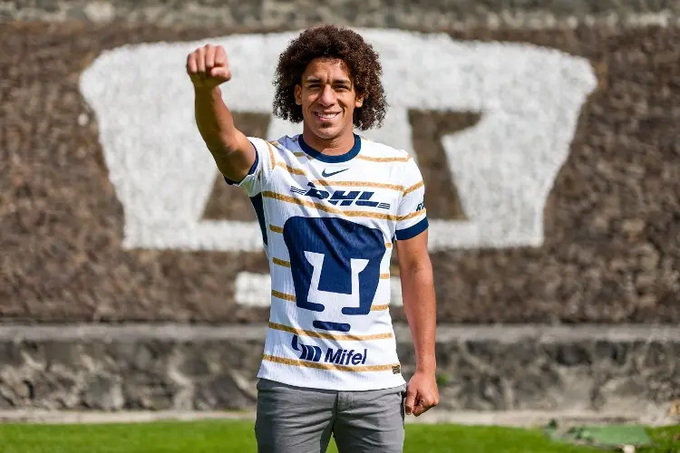 Oficial: 'Coco' Carrasquilla es futbolista de los Pumas 