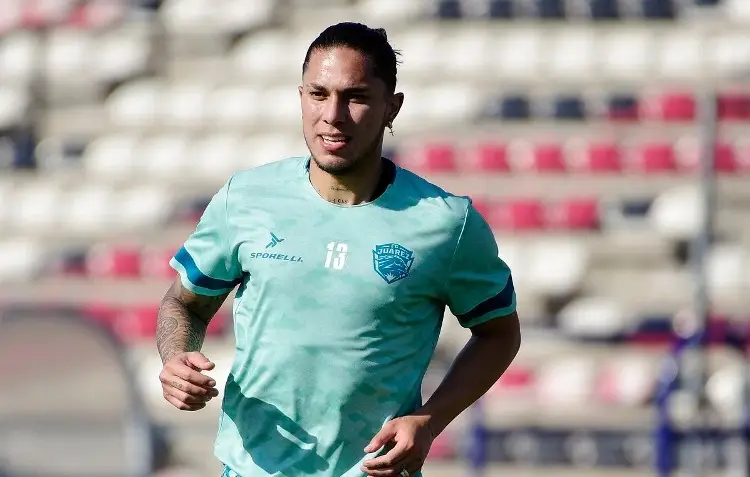 ¡TERRIBLE! Carlos Salcedo ficha con Rayados y se rompe en su primer entrenamiento 