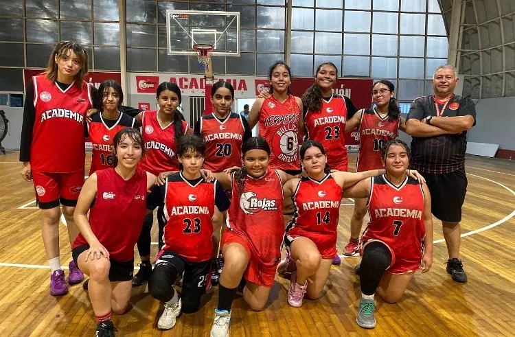 Academia Halcones Rojos regresa a la actividad en el ABJ