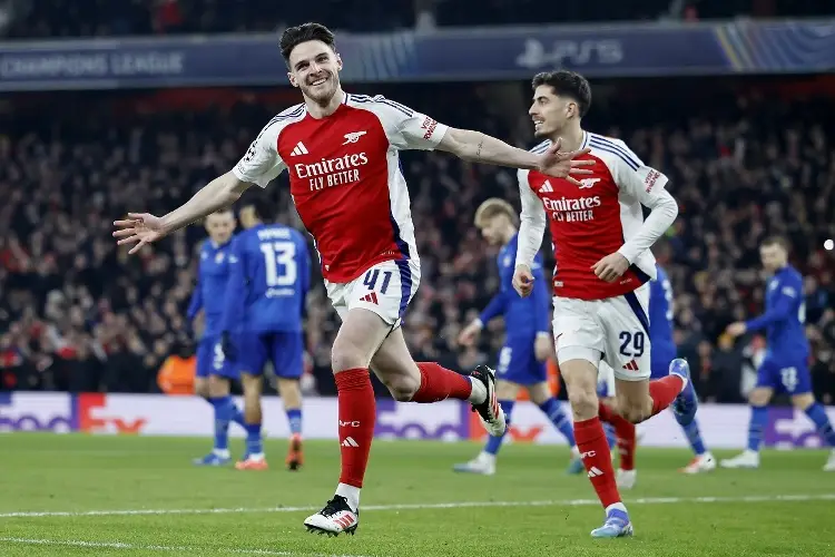 Arsenal se mantiene en lo alto de la Champions League tras golear al Zagreb 