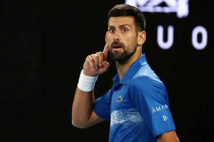 Djokovic y Zverev en batalla de semis de Abierto de Australia