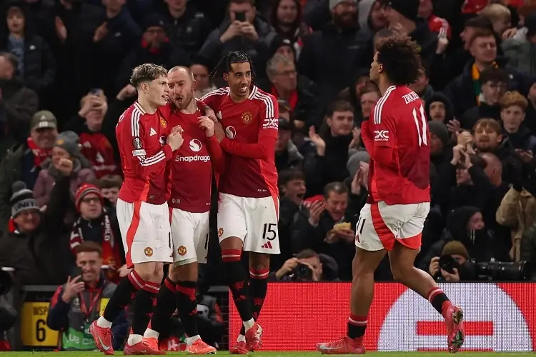 Con gol de último minuto, Manchester United respira en la Europa League 