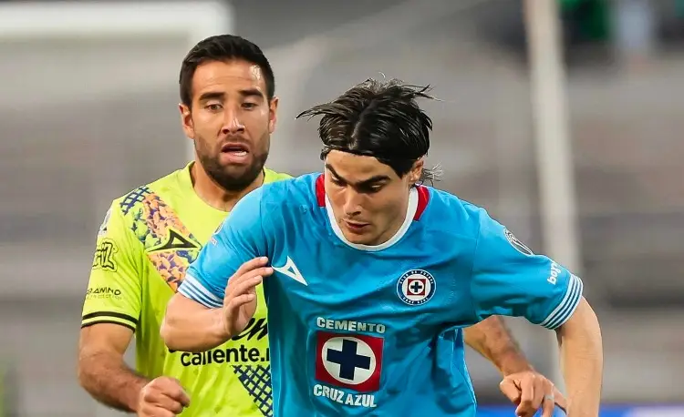 Cruz Azul le llora a Anselmi y no puede contra Puebla en el debut de Luka Romero