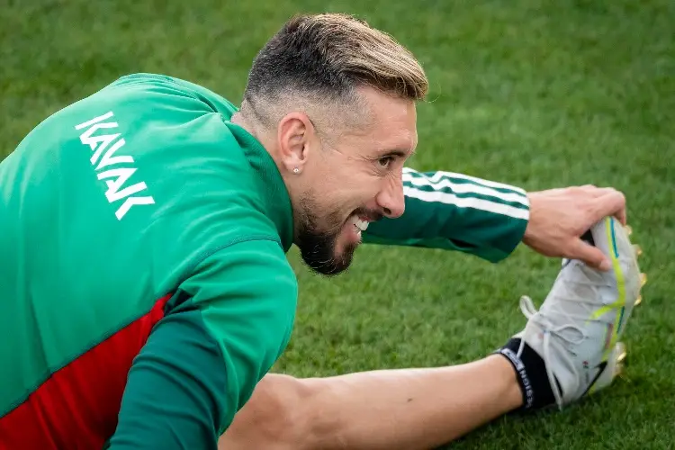 Héctor Herrera no quiere pensar en la Selección, por ahora...