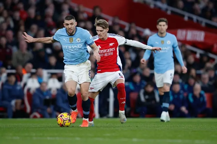 Arsenal propina goleada de escándalo al Manchester City