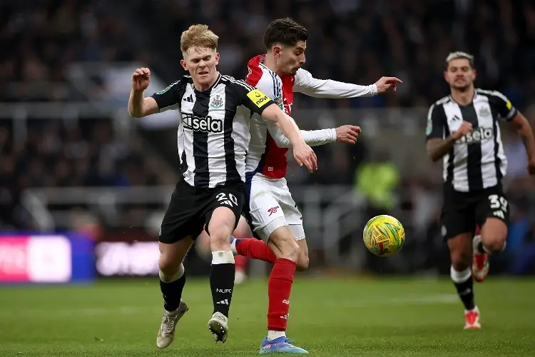 Newcastle a la Final de la Copa en Inglaterra luego de eliminar al Arsenal 