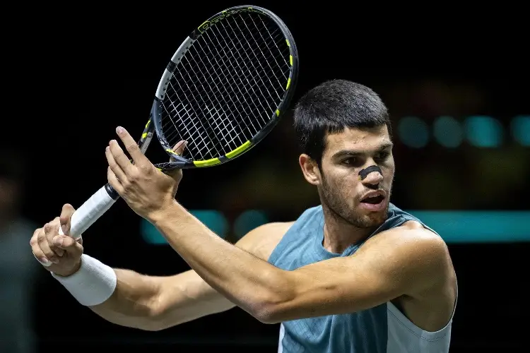 Tenis: Alcaraz jugará su primera final bajo techo