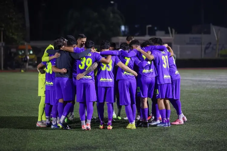 Triunfa el Racing sobre Acatlán