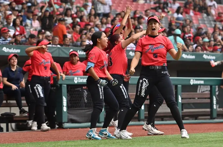 El Águila de Veracruz gana y corta histórica racha de los Diablos Rojos 