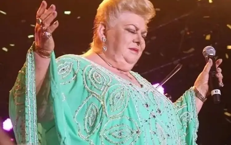 La vez que Paquita la del Barrio le cantó al Tri: 'Escuadra vergonzosa'  (VIDEO)