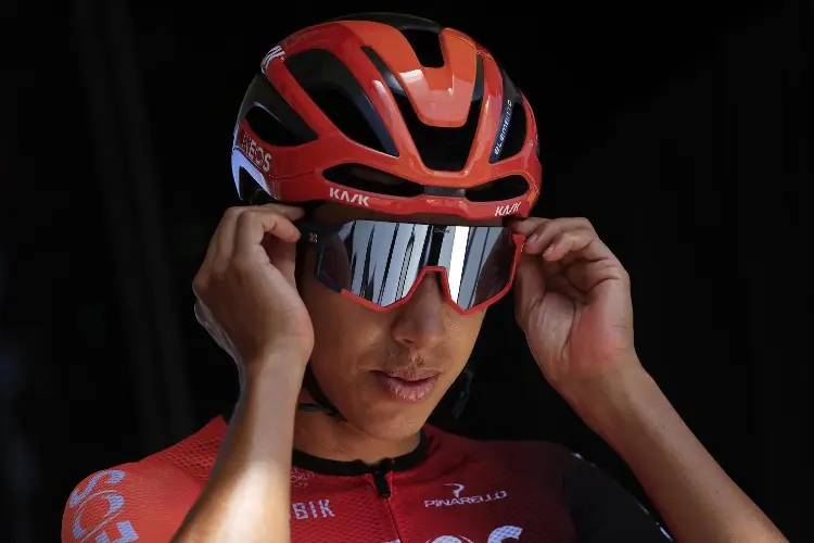 Ciclismo: Terrible factura de Egan bernal