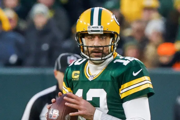 NFL: Aaron Rodgers se niega al retiro y quiere jugar en el 2025 