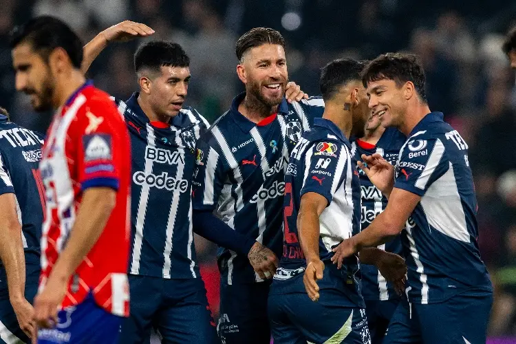 Rayados se impone a San Luis en el debut de Sergio Ramos